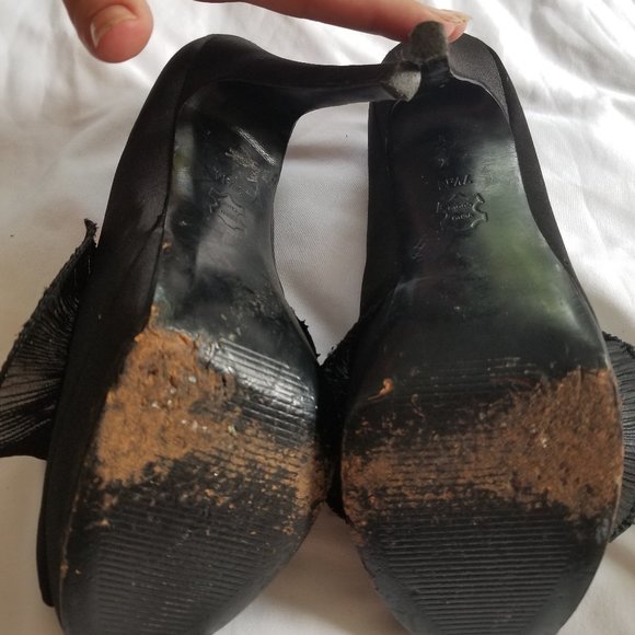 Black Ruffle Stacked Stiletto Baker's Ricki - Picture 6 of 6